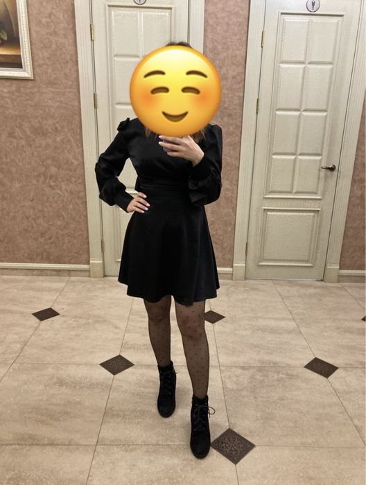 Платье черное