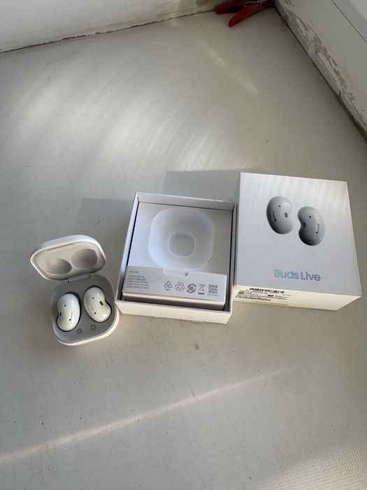samsung galaxy buds live
