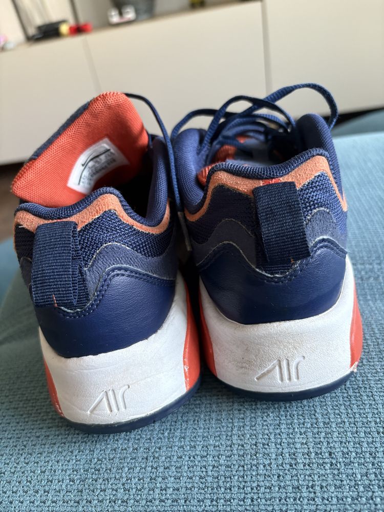 Лот маратонки Nike и Puma за момче