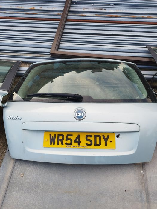 Преден капак заден и врати за Фиат Стило 2004г.