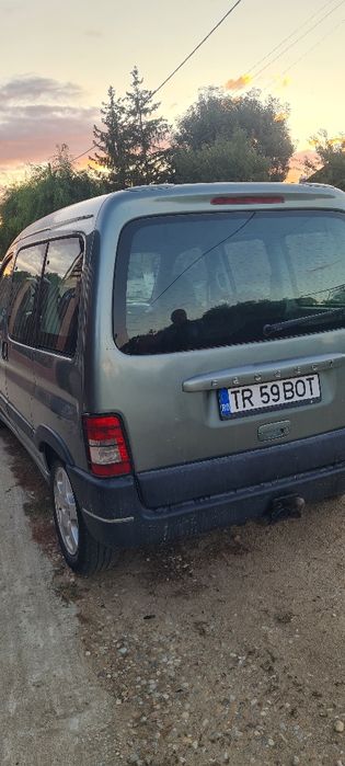 Peugeot partener