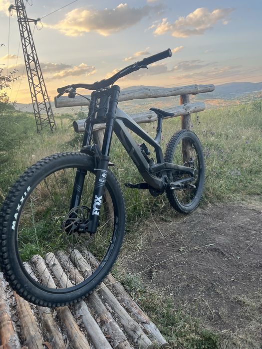 Yt tues 2021 L 27,5
