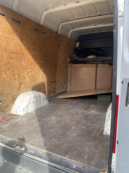 Vand mercedes sprinter 3 locuri