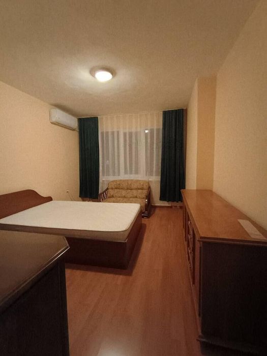 Дава се под наем Двустаен апартамент в Бургас, Славейков - 52 кв.м за 750 € - Снимка #4