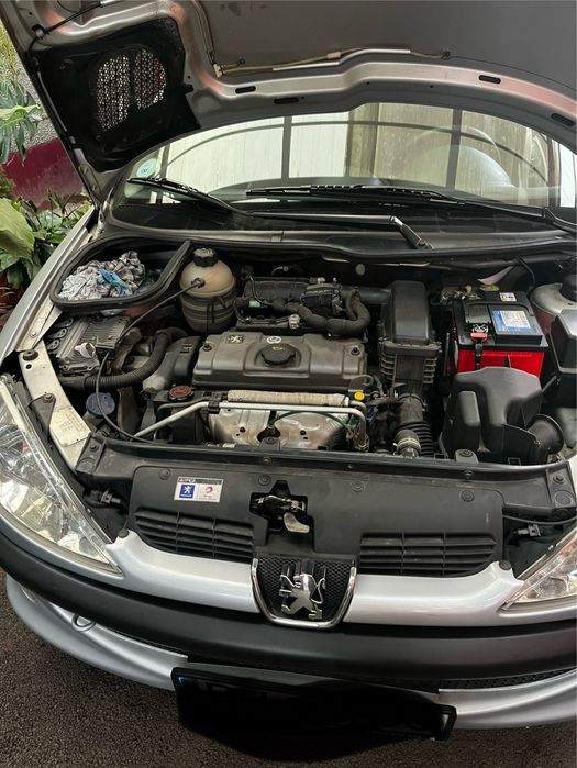 Vand Peugeot 206 -30 000km
