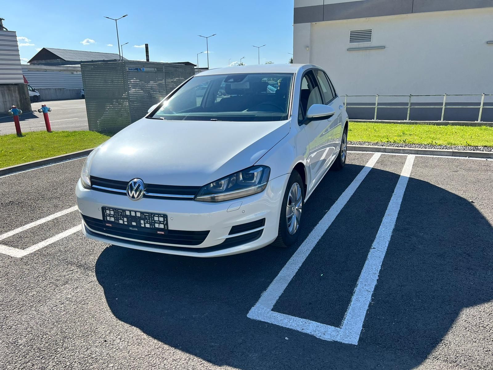 Vw golf 7 benzina 2013 alb perlat