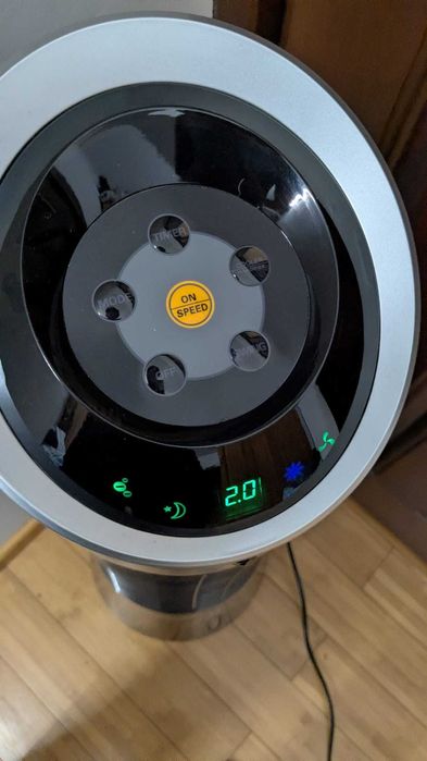 Ventilator/Racitor de aer Klarstein Skyscraper Garantie pana in 2027