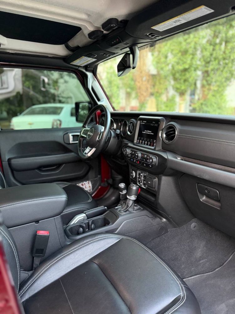 Jeep Wrangler RUBICON 2.0 AT