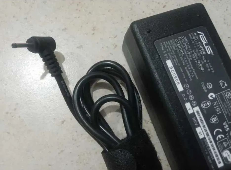 блок питания зарядка на ноутбук ASUS