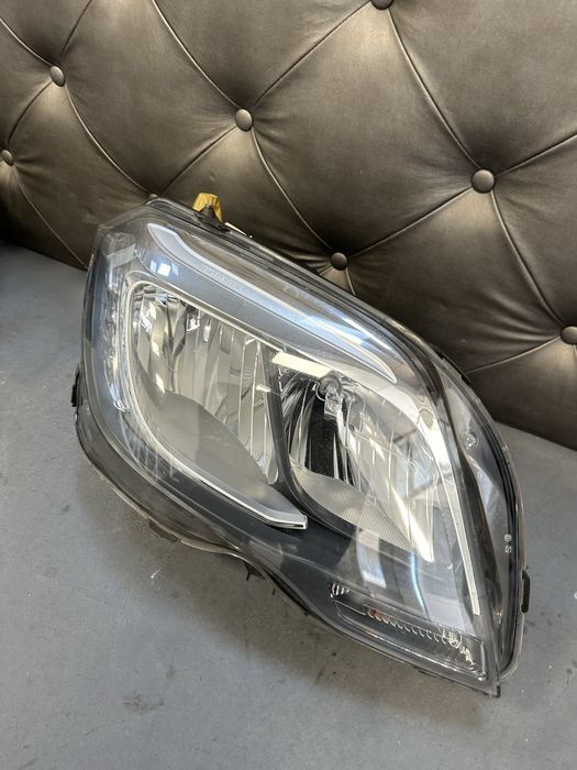 Mercedes Glk led фар фарове десен