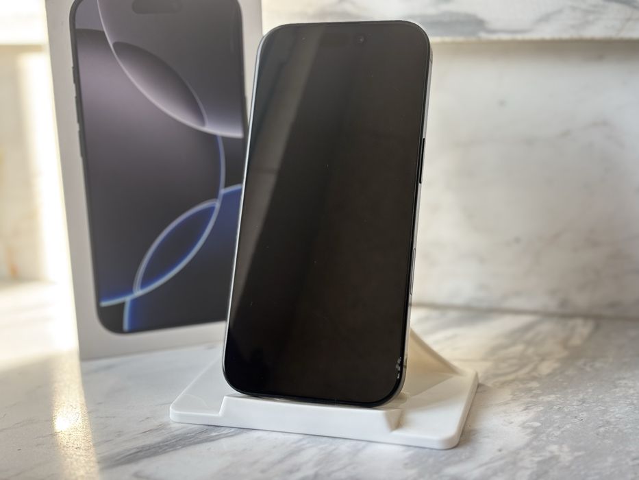 IPhone 16 Pro 128GB - 100% battery