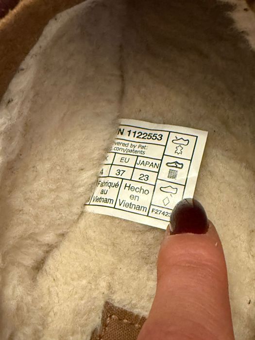 Оригинални Ugg tazz chestnut suede 37 номер