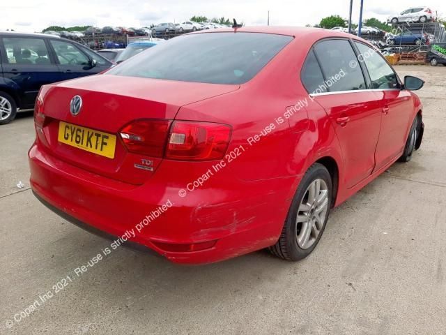 Dezmembrez Volkswagen Jetta 6 [2010 - 2014] Sedan 1.6 TDI DSG (105 hp)