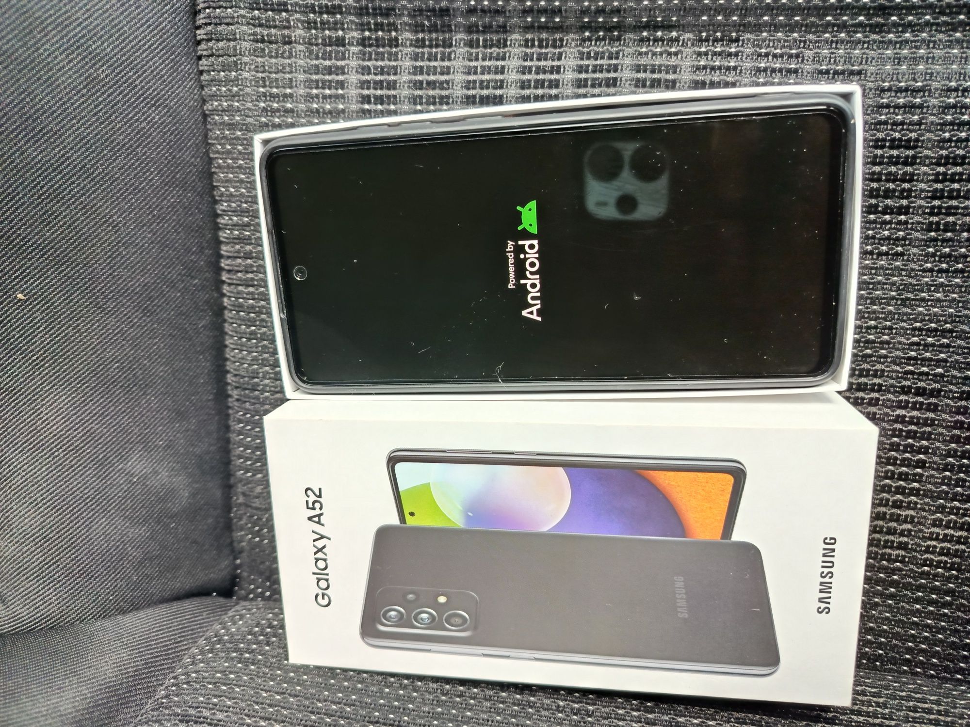 Samsung Galaxy A52
