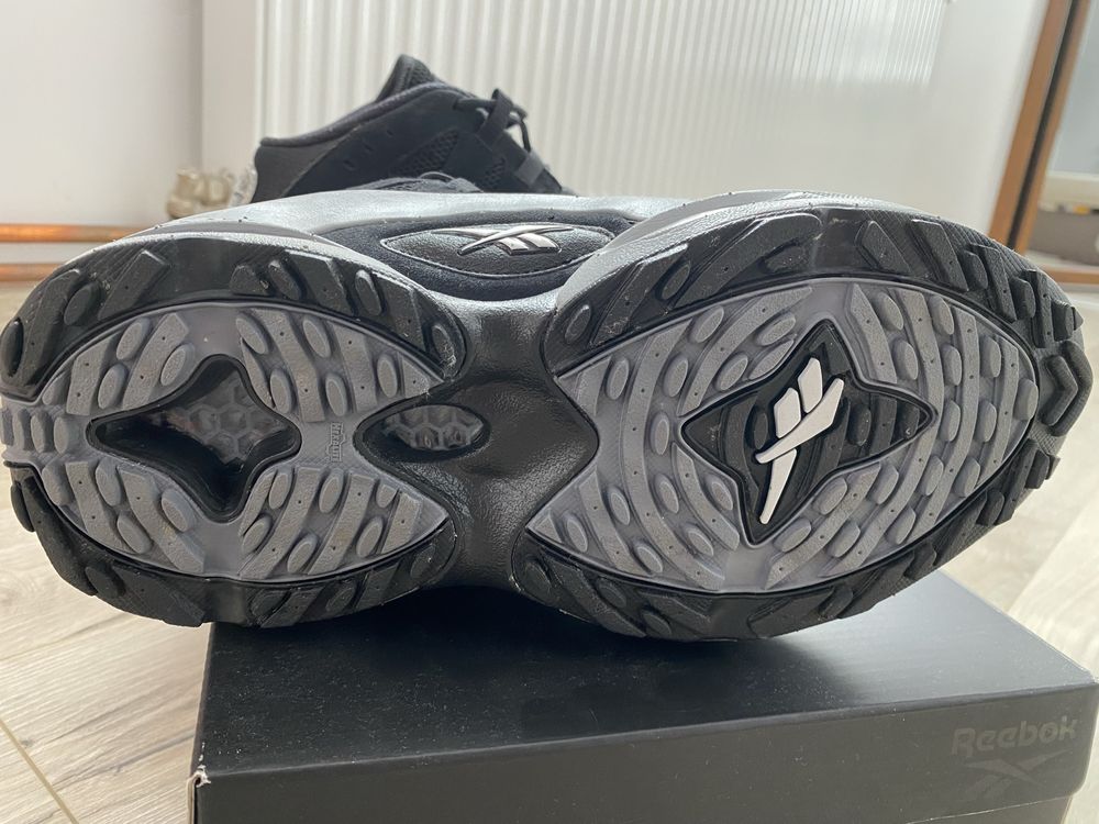Sneakerși înalți Reebok
