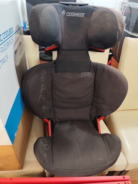 Vand scaun auto Maxi Cosi Rodifix negru