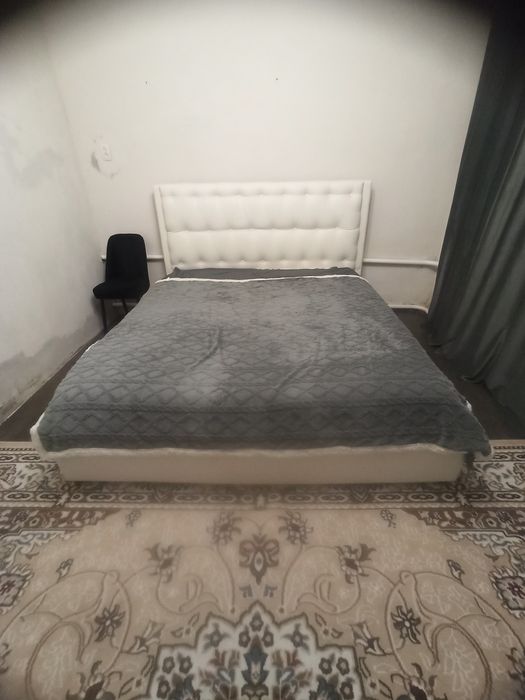 Кровать покупал 9 сентября ,продаю с продажей дома