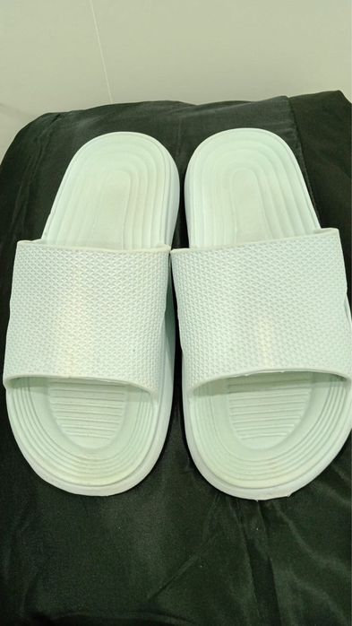 Продам сланцы женские