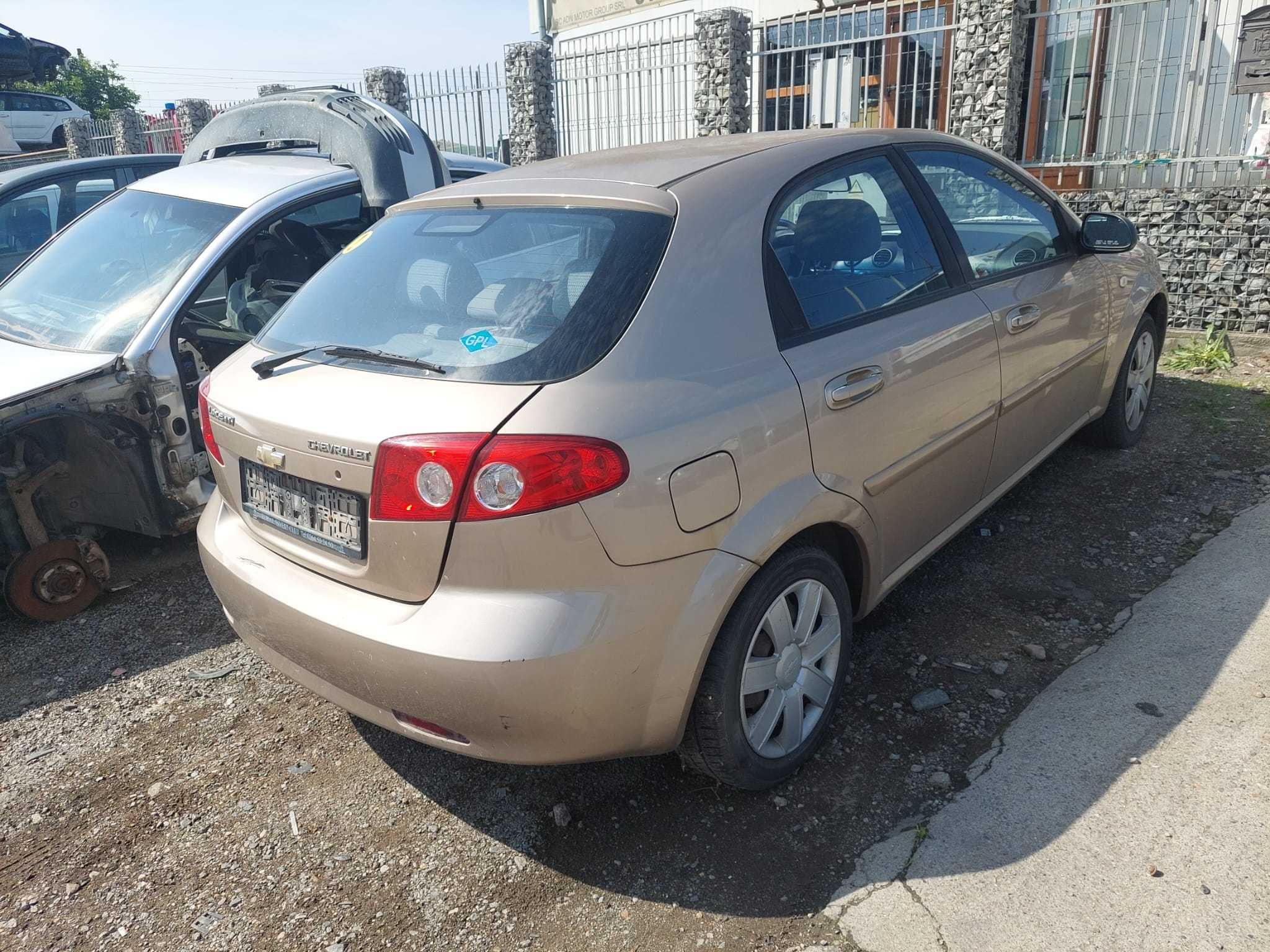 Dezmembram Chevrolet Lacetti, an 2007, motorizare 1.4 benzina