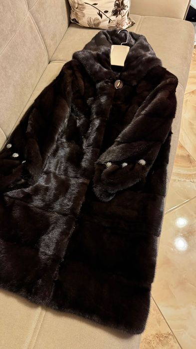 Палто от норка.L/XL.Визон.Яке от норка.Естествена кожа с косъм.