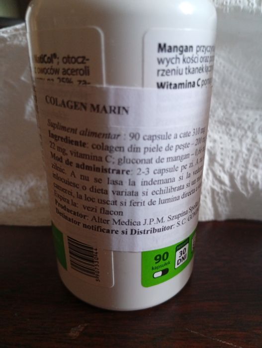 Vând Colagen capsule și o cutie extract de midii verzi.