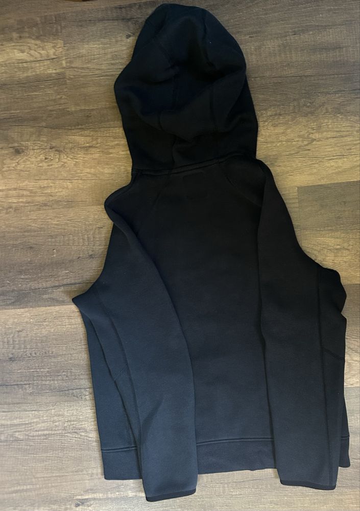Nike tech fleece горнище