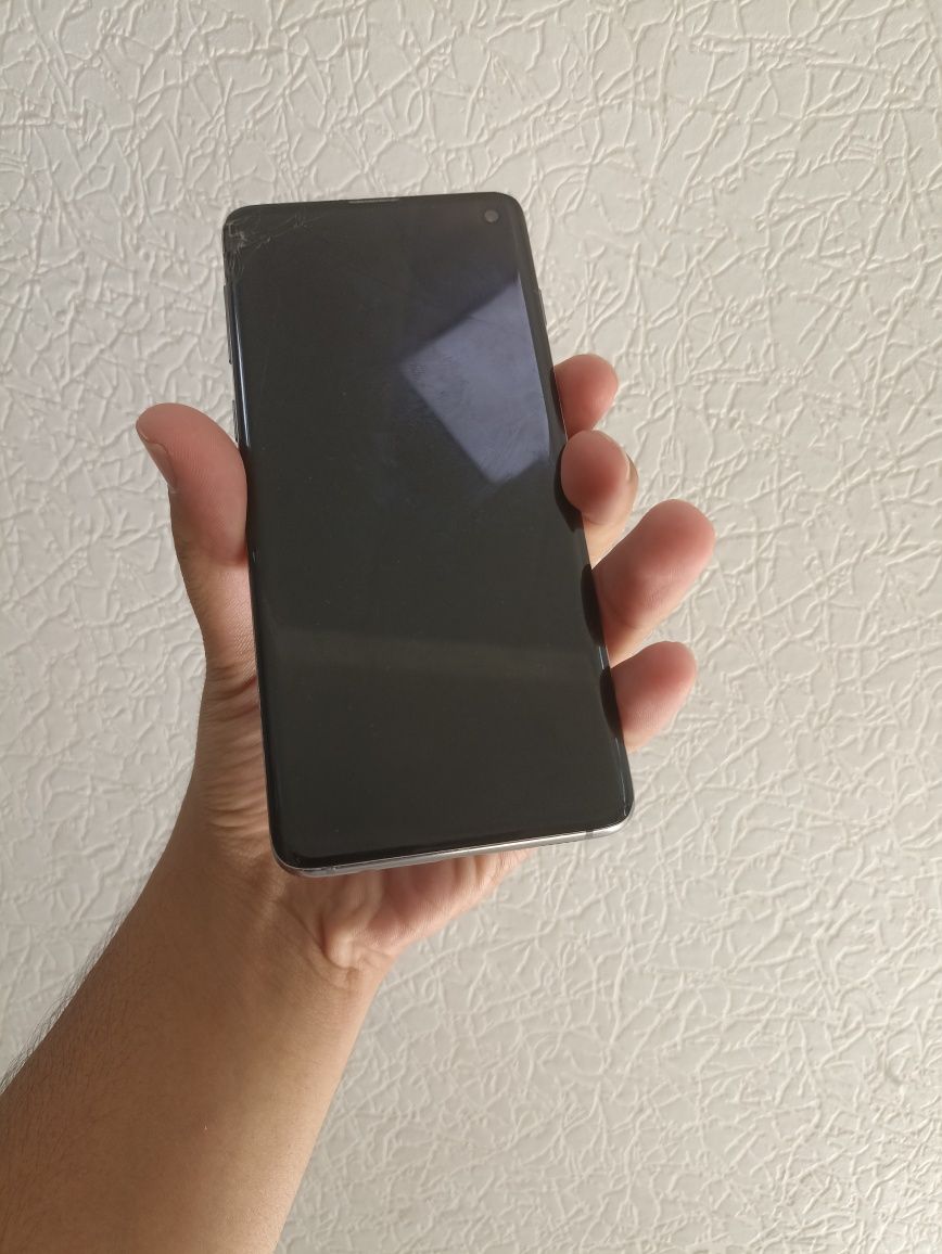 Samsung S10 sotiladi