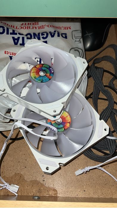 Продается оперативный память ддр4 и 2 кулера