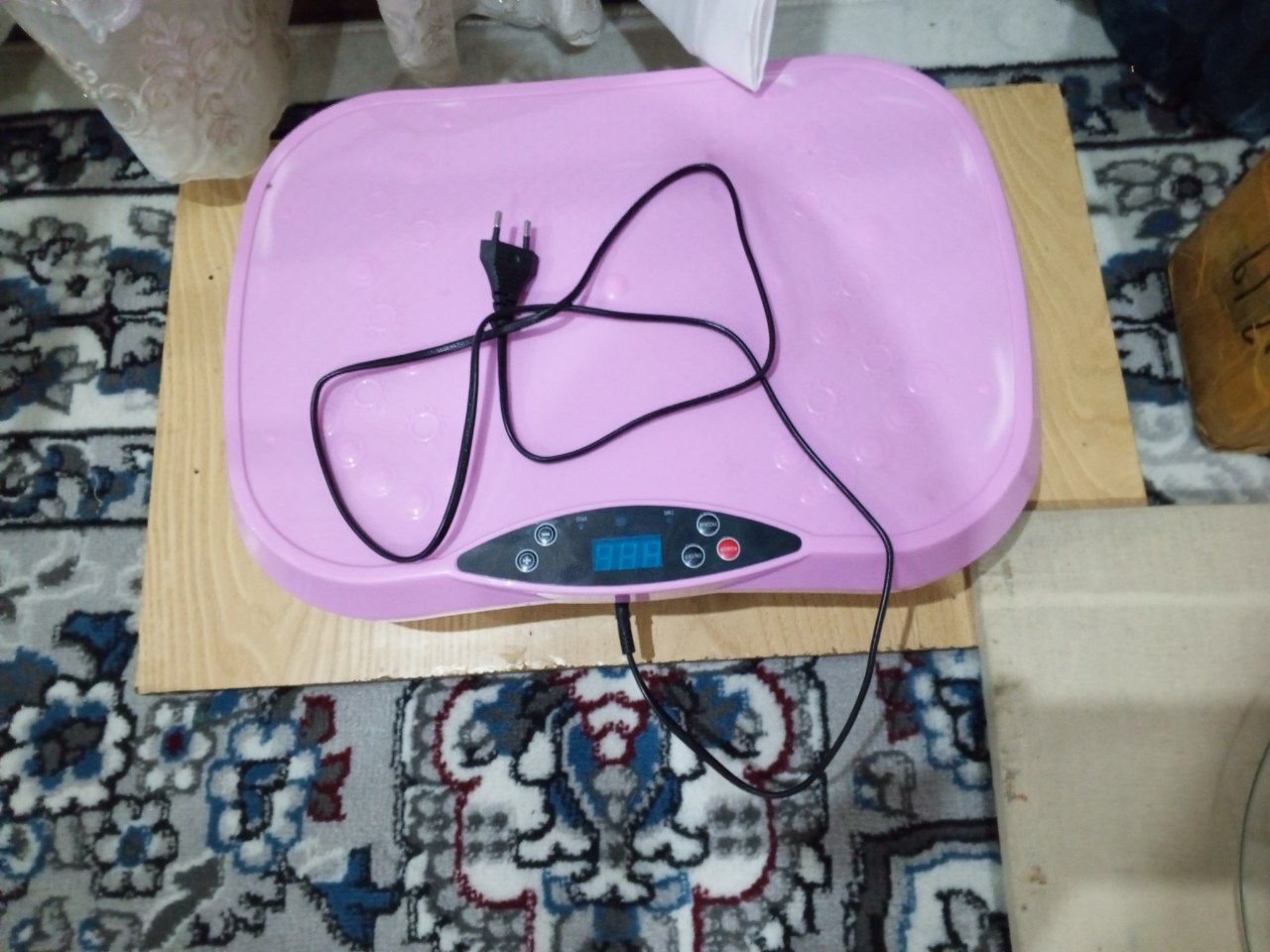 Ozdiruvch vibratir aparat