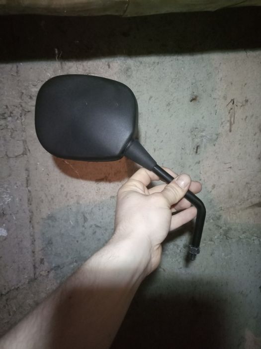 Oglinda scuter - Dreapta - Nou