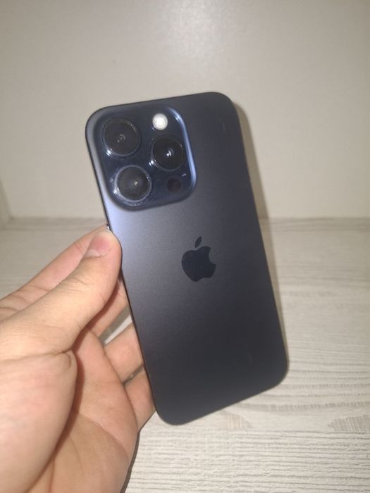 Iphone 15 Pro Blue