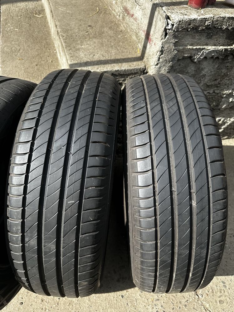 Anvelope Michelin r15