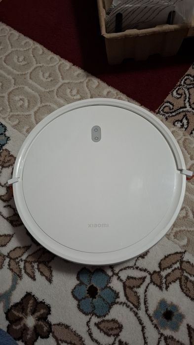 Робот-пылесос моющий