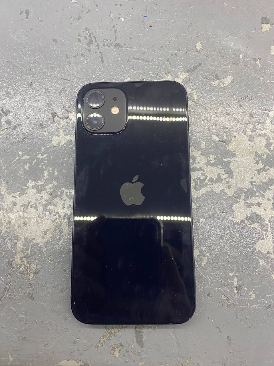 iphone 12 в идеальном состоянии