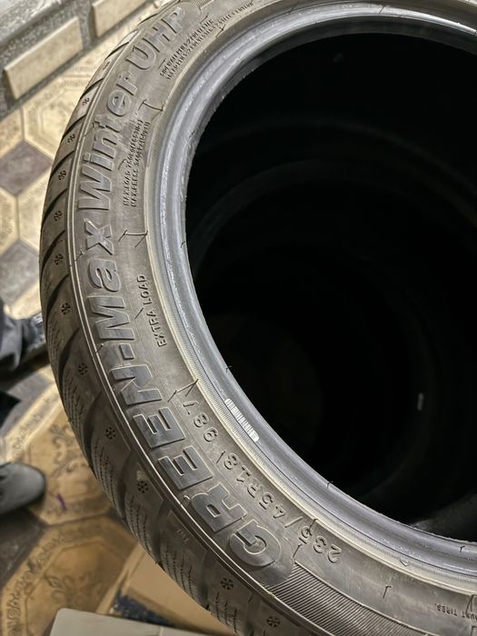 Зимняя резина 235/45 R18