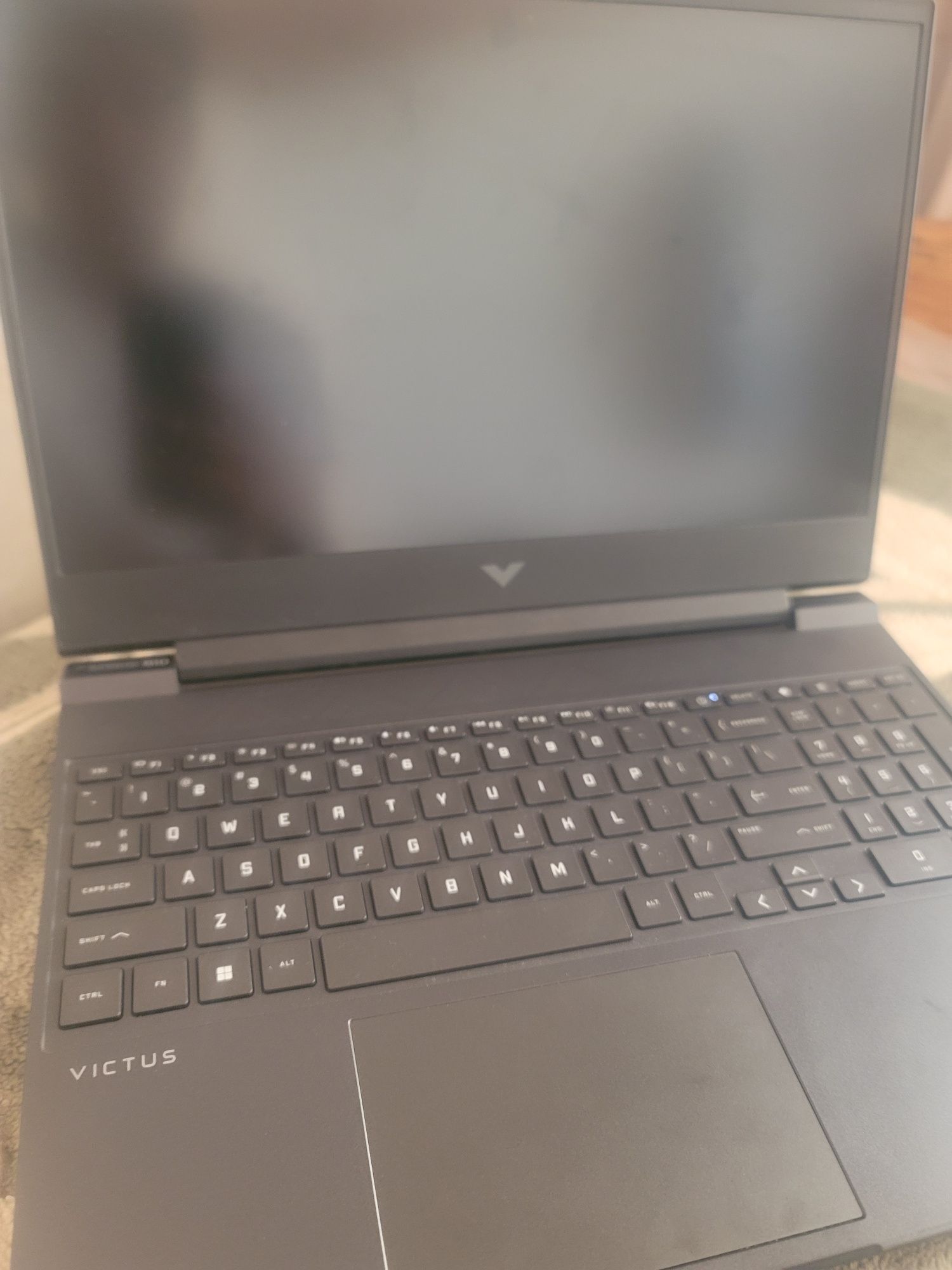 Hp Victus black 8/512