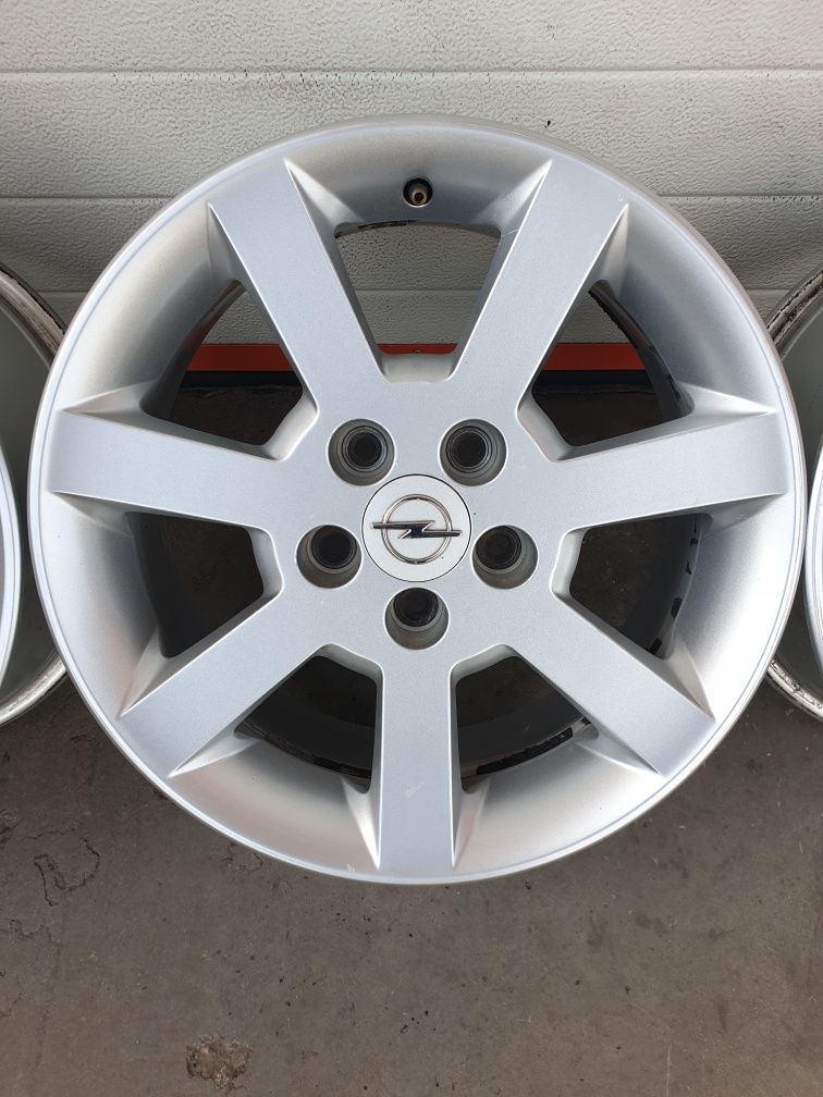 Оригинални джанти за ОПЕЛ OPEL FIAT ALFA LANCIA R16 5x110 ET39 7J