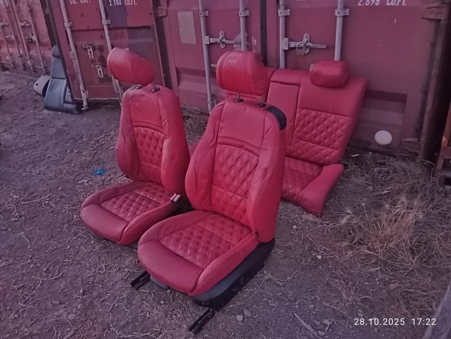 Сиденья BMW  E93