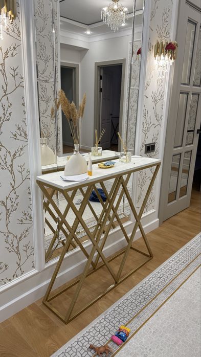 Консоль, тумба 30000тг