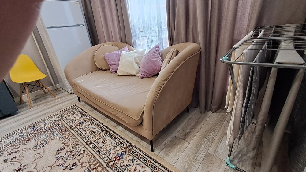 Продается диван б/у в хорошем состоянии