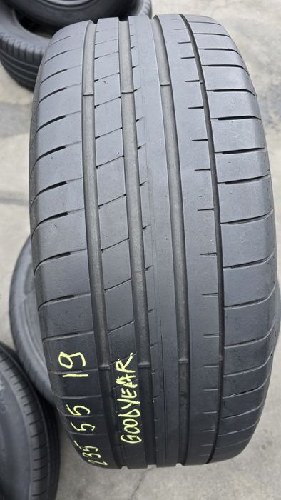 2 anvelope vară Michelin și 2 Goodyear 235/55/19