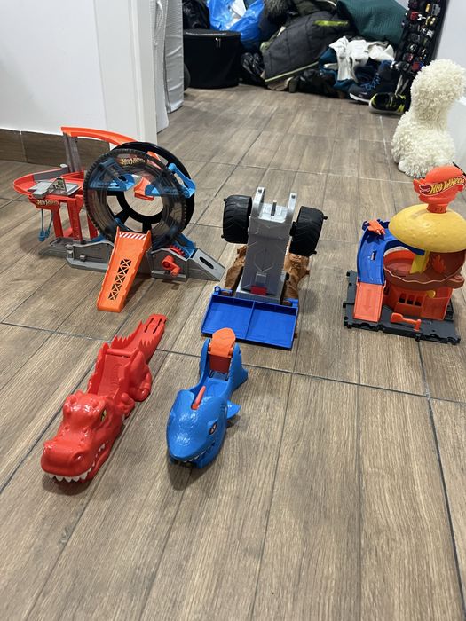 Писти Hot wheels