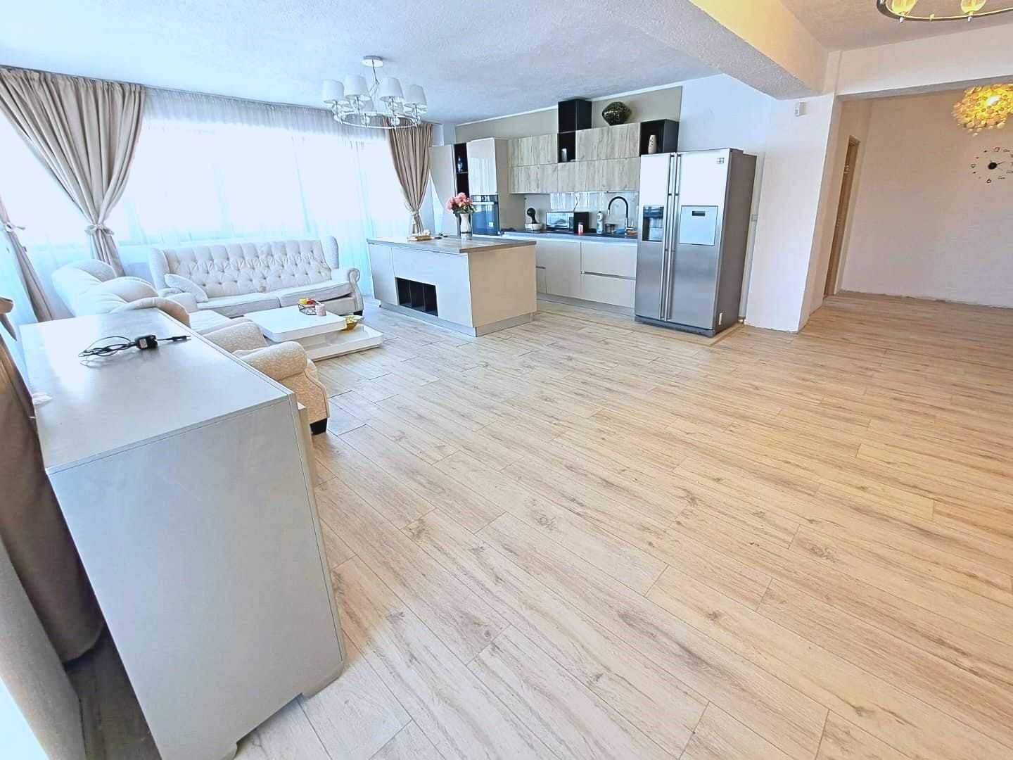 Persoană fizică - apartament 3 camere mobilat Doamna Stanca 17B