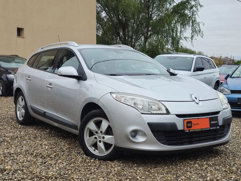 Renault Megane Renault Megane 2010 1.6 16v Dynamique Keyless Navi Rate avans 0