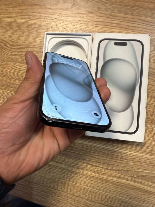 Iphone 15 128GB batreka 81
