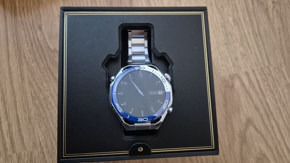 Продавам HUAWEI ultimate 2