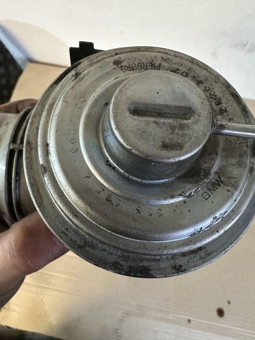 Supapa EGR BMW seria 3 E90 E91 330d 3.0 diesel 231cp