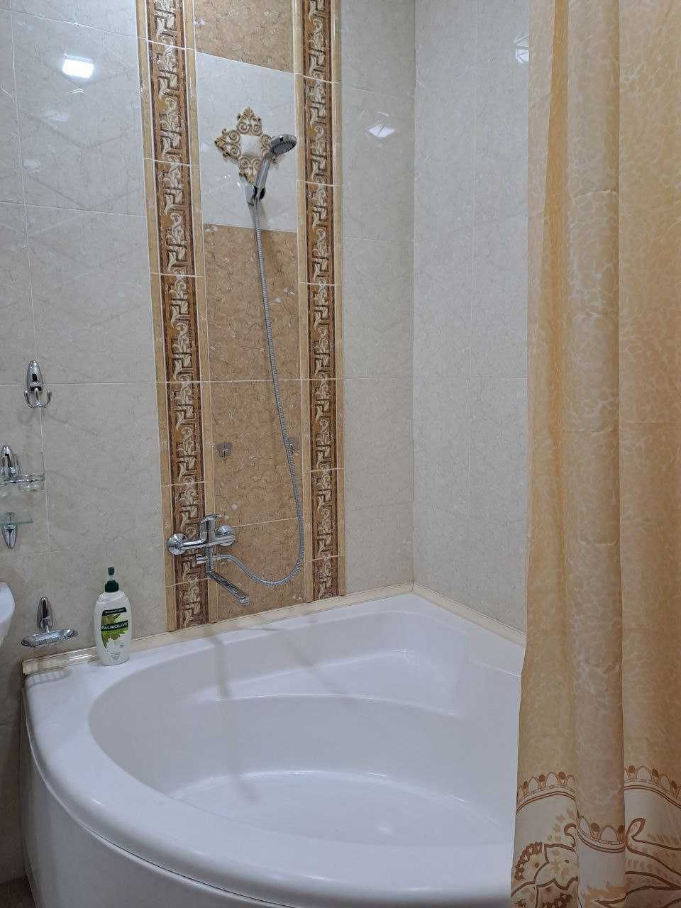 продается квартира на Юнусабаде