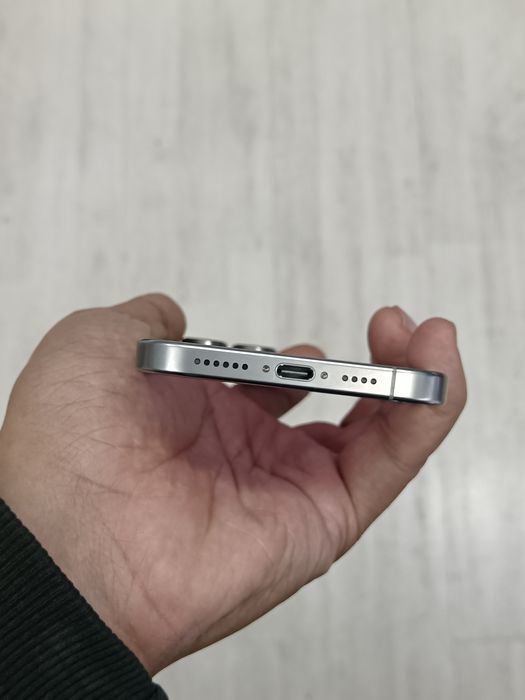 iPhone 16 Pro Max J/A 256 GB Natural Titanium