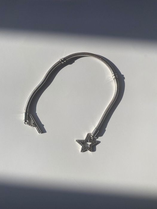 Brățară pandora se vinde urgent!!